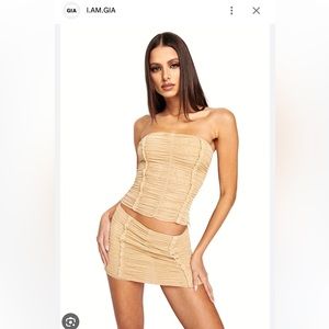 I.AM.GIA PARTON TOP